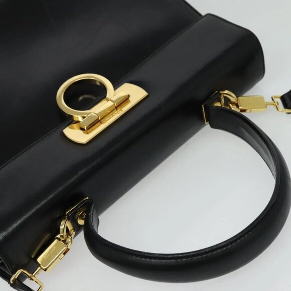 Salvatore Ferragamo Gancini Hand Bag Leather 2way Black Gold Auth 137422 - Picture 7 of 16